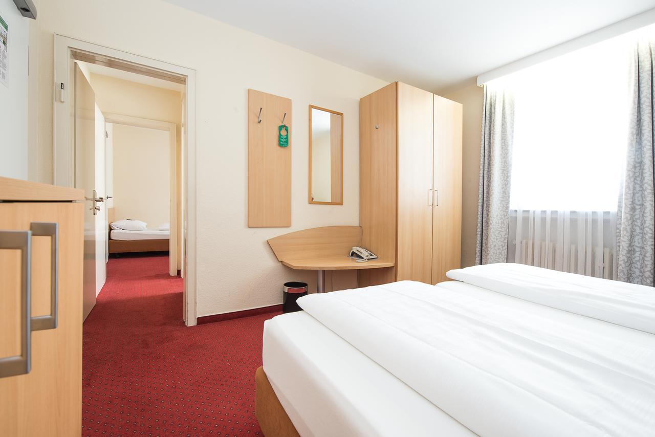 Comfort Garni Stadtzentrum Hotel Bielefeld Bagian luar foto