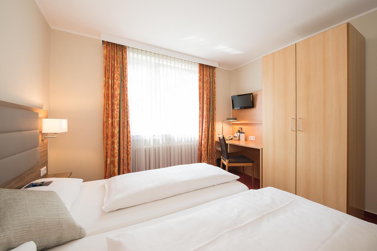 Comfort Garni Stadtzentrum Hotel Bielefeld Bagian luar foto