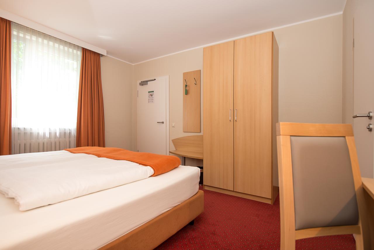Comfort Garni Stadtzentrum Hotel Bielefeld Bagian luar foto
