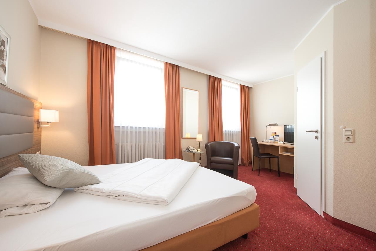 Comfort Garni Stadtzentrum Hotel Bielefeld Bagian luar foto
