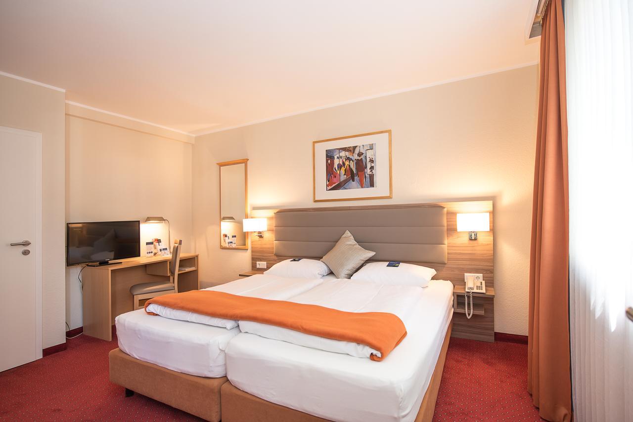 Comfort Garni Stadtzentrum Hotel Bielefeld Bagian luar foto