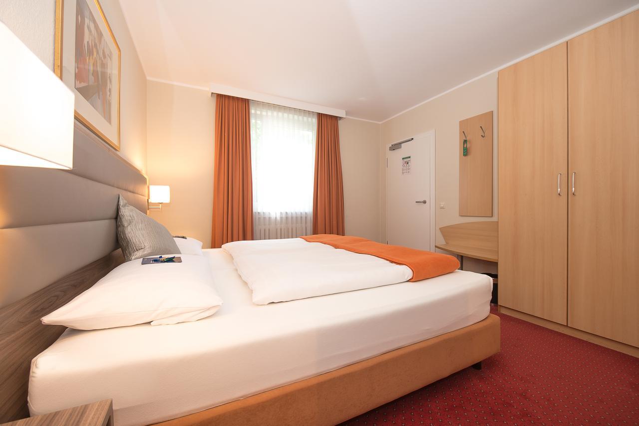 Comfort Garni Stadtzentrum Hotel Bielefeld Bagian luar foto