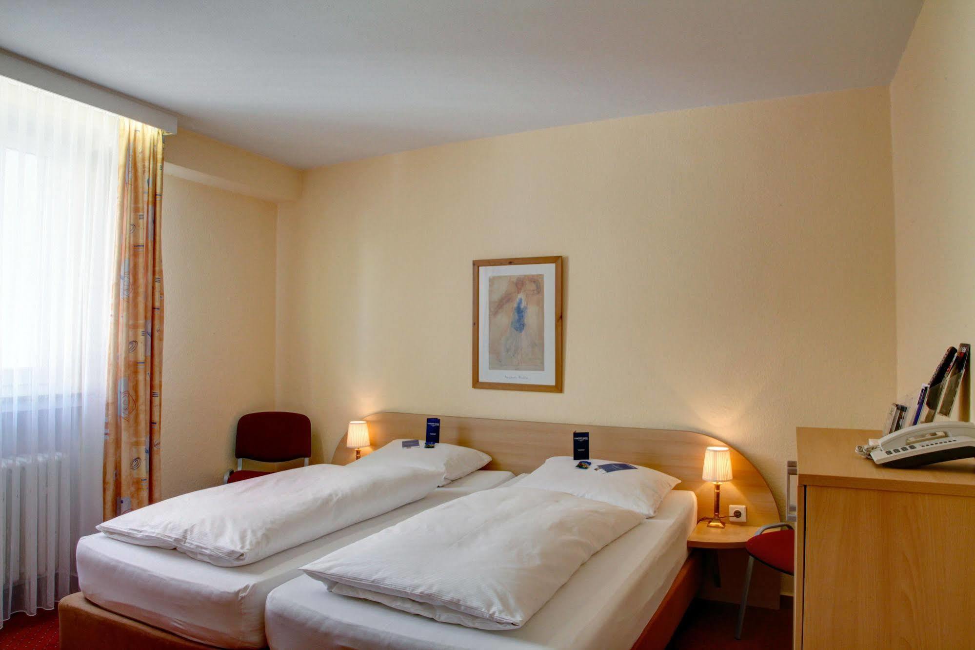 Comfort Garni Stadtzentrum Hotel Bielefeld Bagian luar foto